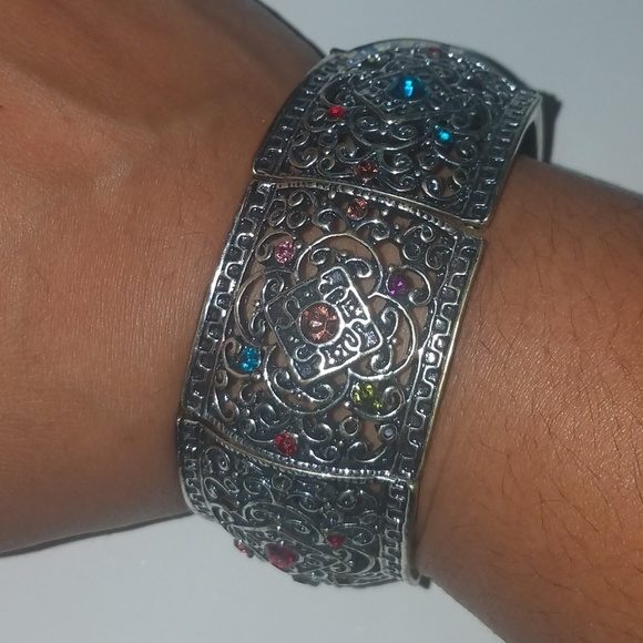 Thick silver bracelet with multiple color stones - Picture 3 of 3